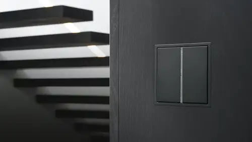 Әйелі күйеуінің досына суретін берді